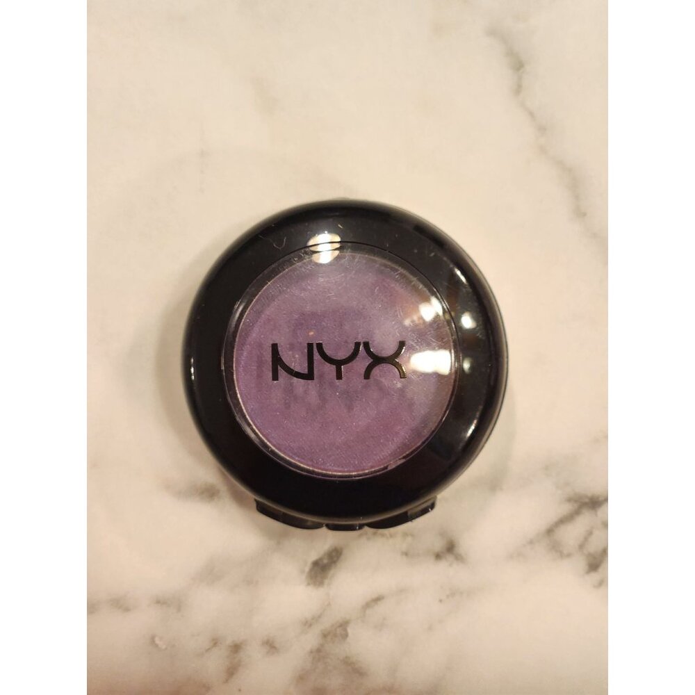 NYX Hot Singles Eyeshadow Kama Sutra Purple
